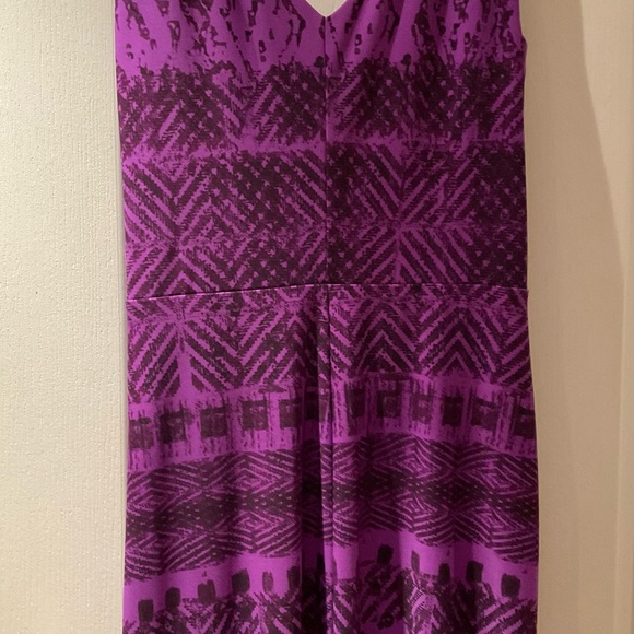 Dress - Picture 3 of 4